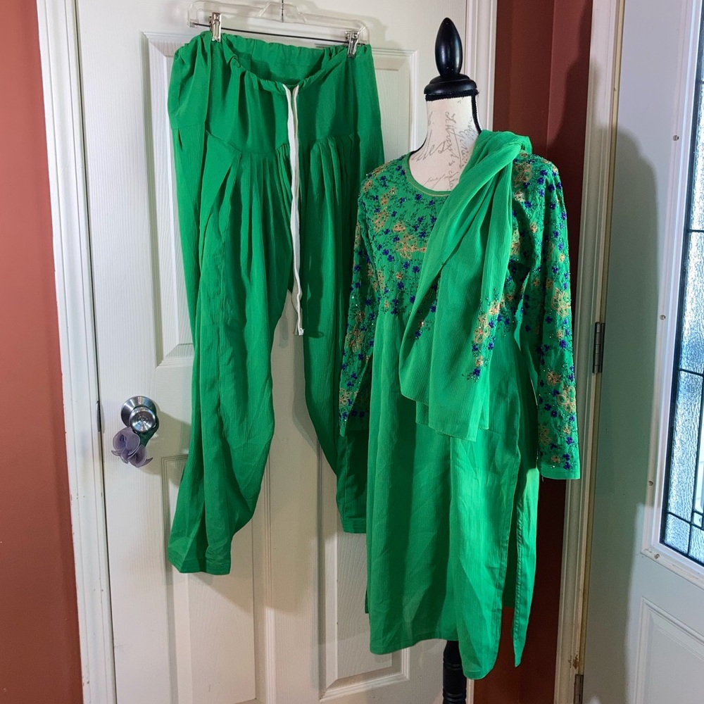 Ethnic Dress Pants Wrap Bundle Green Embroidered 3 Pieces